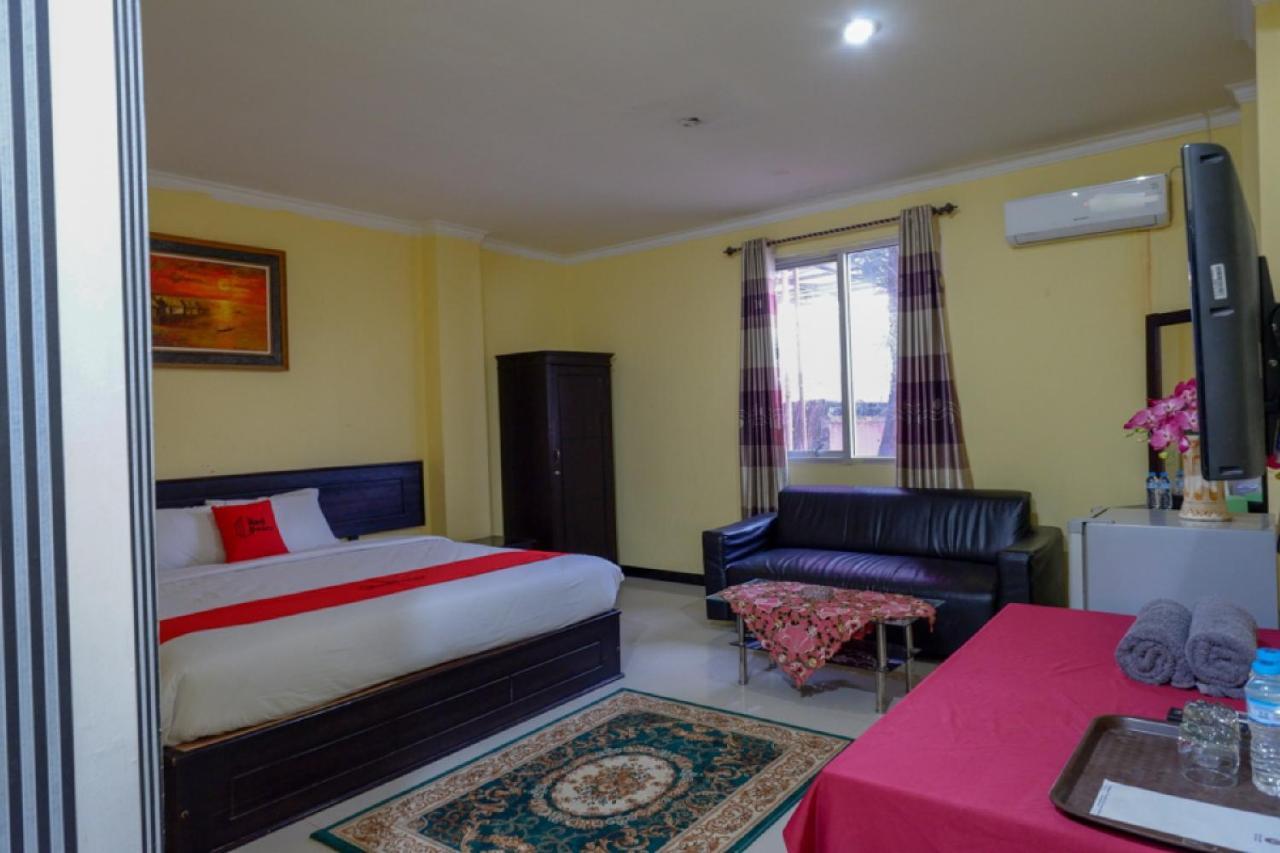 Reddoorz Near Citraland Waterpark Kendari Hotel Lepoleop Ngoại thất bức ảnh