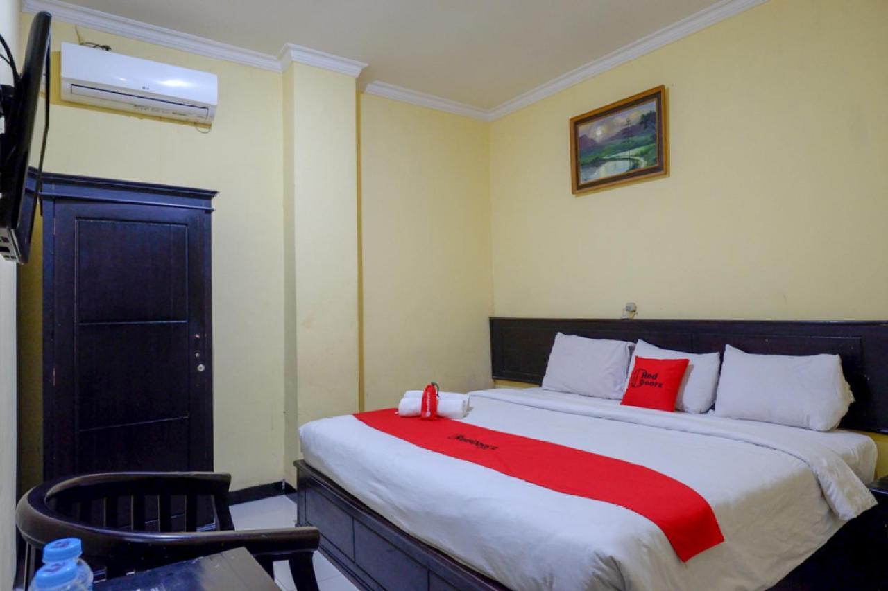 Reddoorz Near Citraland Waterpark Kendari Hotel Lepoleop Ngoại thất bức ảnh