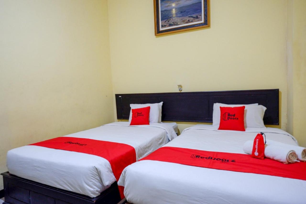 Reddoorz Near Citraland Waterpark Kendari Hotel Lepoleop Ngoại thất bức ảnh