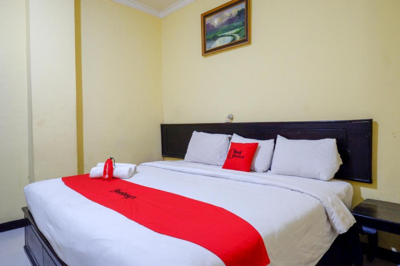 Reddoorz Near Citraland Waterpark Kendari Hotel Lepoleop Ngoại thất bức ảnh